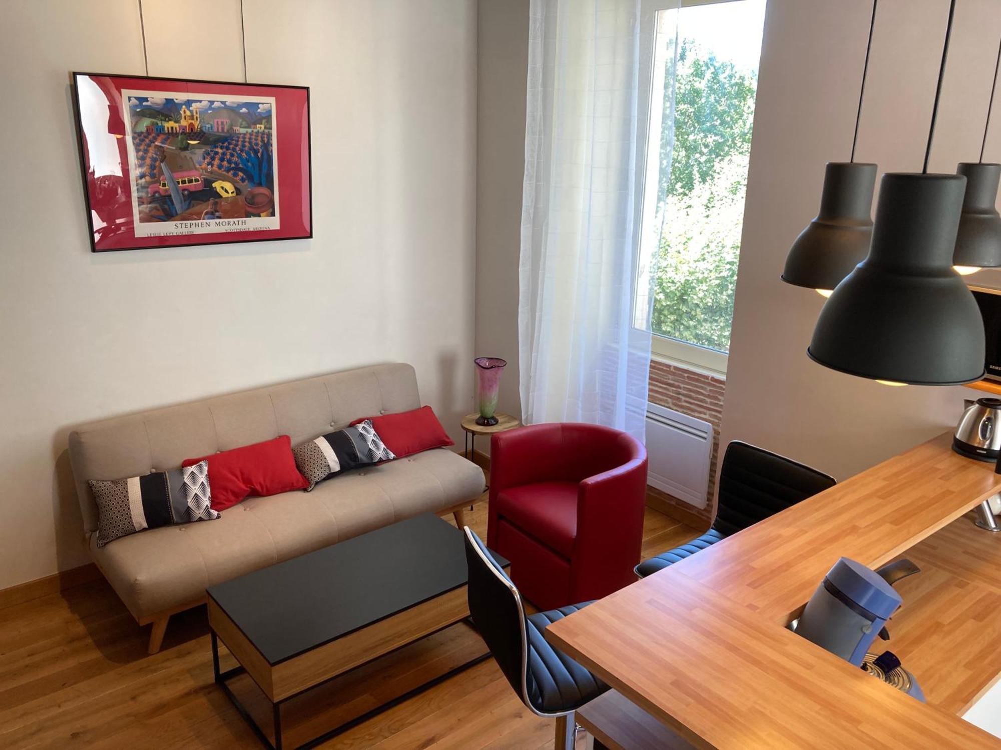 Duplex De La Republique * Millau